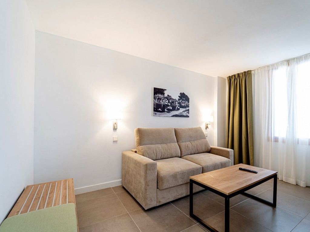 rooms-suite-deluxe-with-balcony-or-terrace