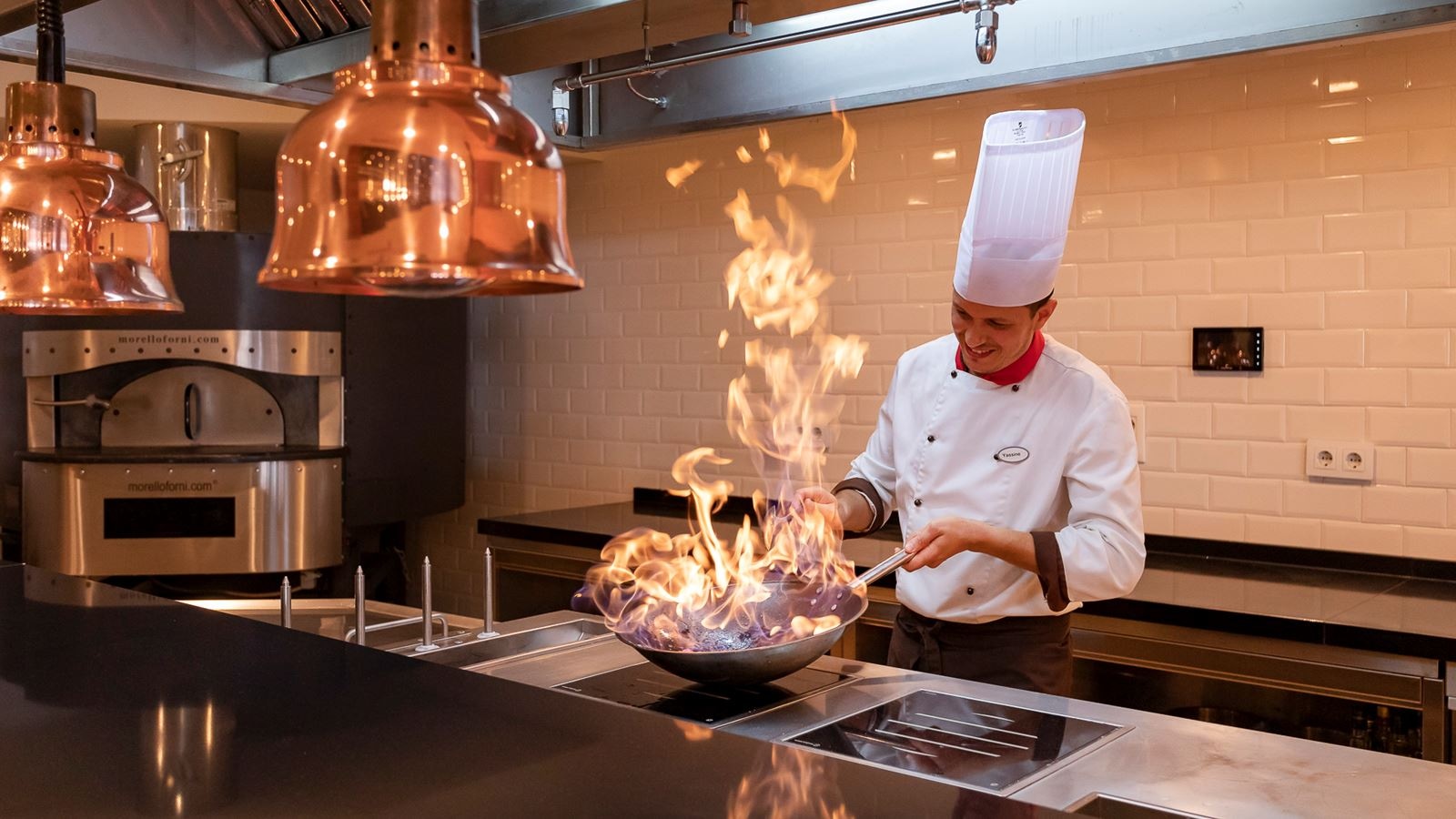 restaurants-buffet-restaurant