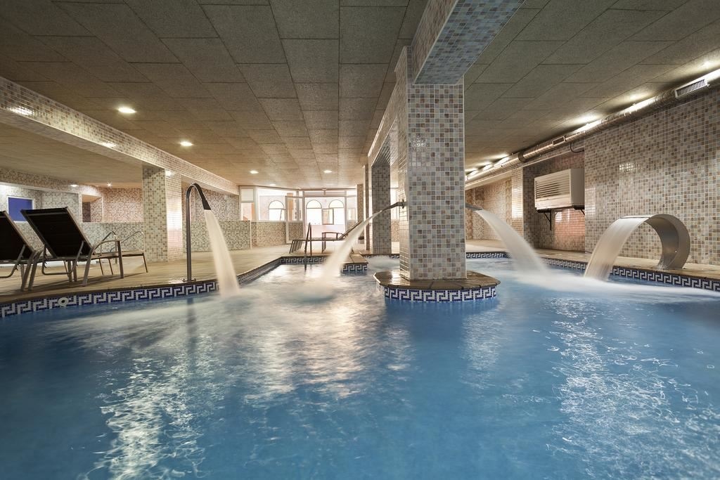 pools-indoor-pool