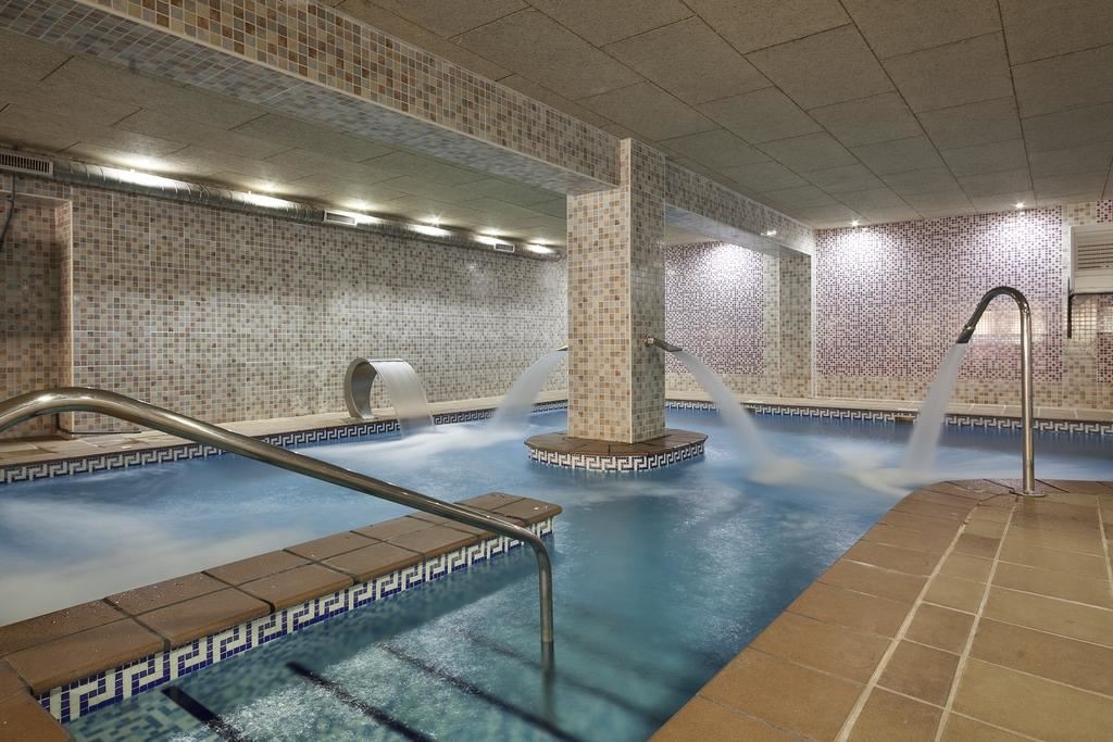pools-indoor-pool