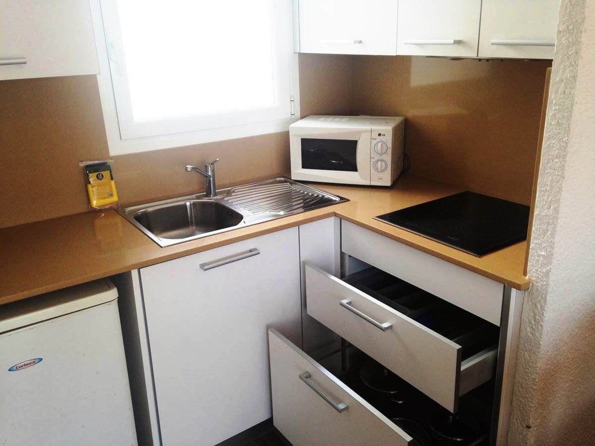 rooms-apartment-24-pax