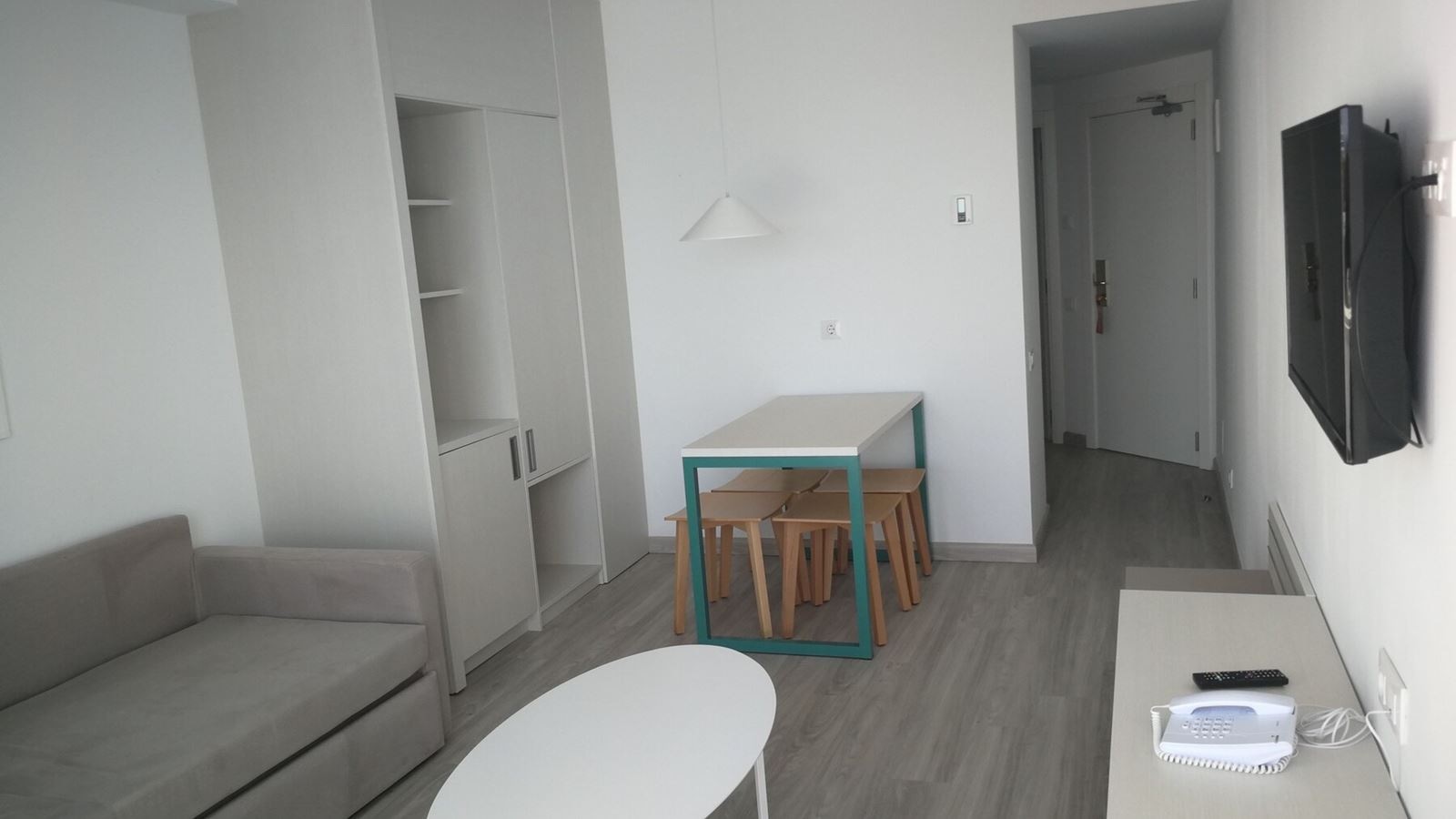 rooms-family-room-sea-view-1-bedroom-+-living-room