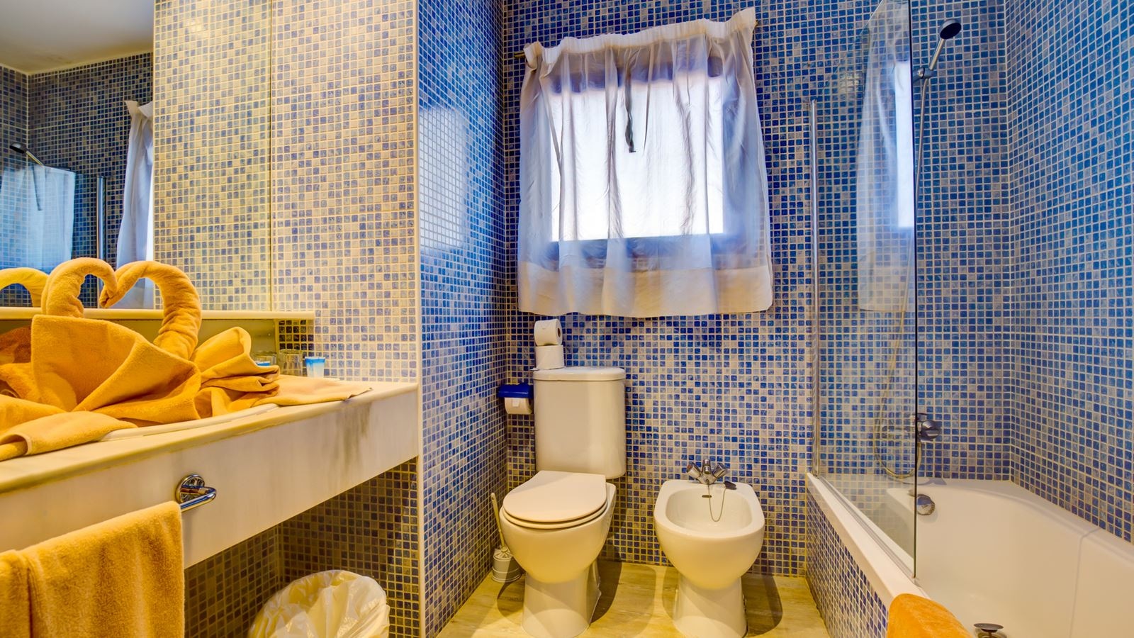 rooms-double-standard-room-balcony-or-terrace