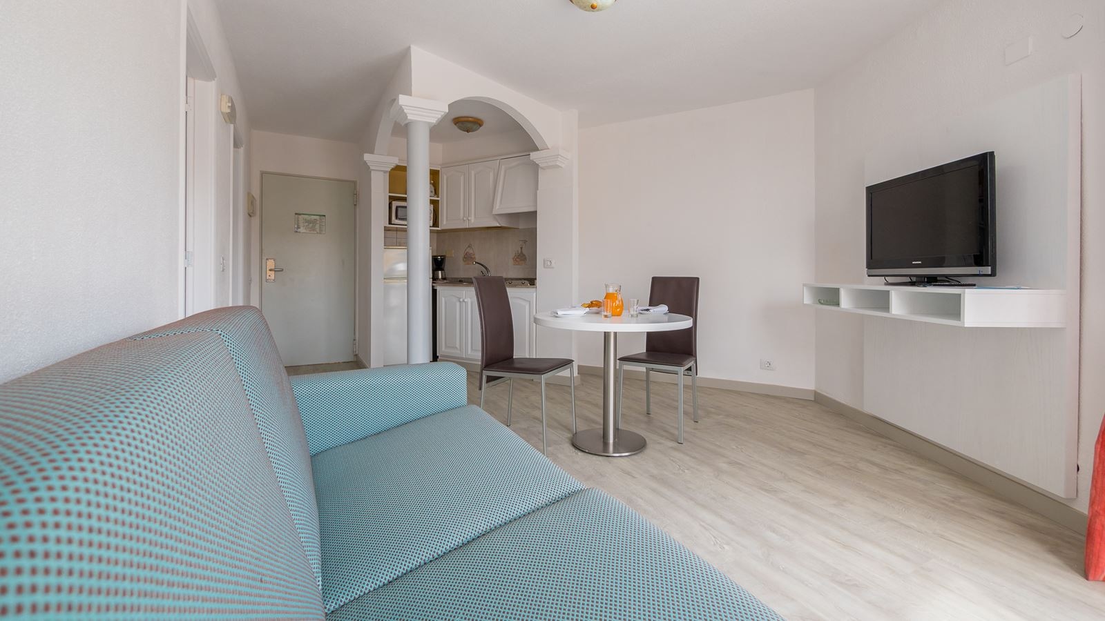 rooms-apartment-standard-1-bedroom