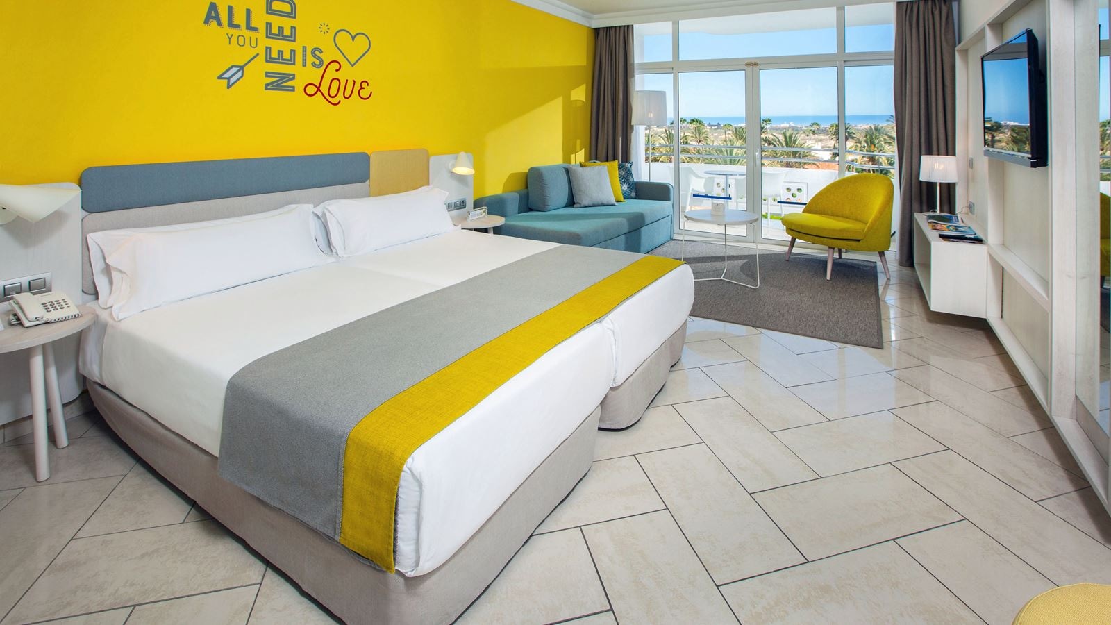 rooms-ddep-double-deluxe-swimup-pool-terrace