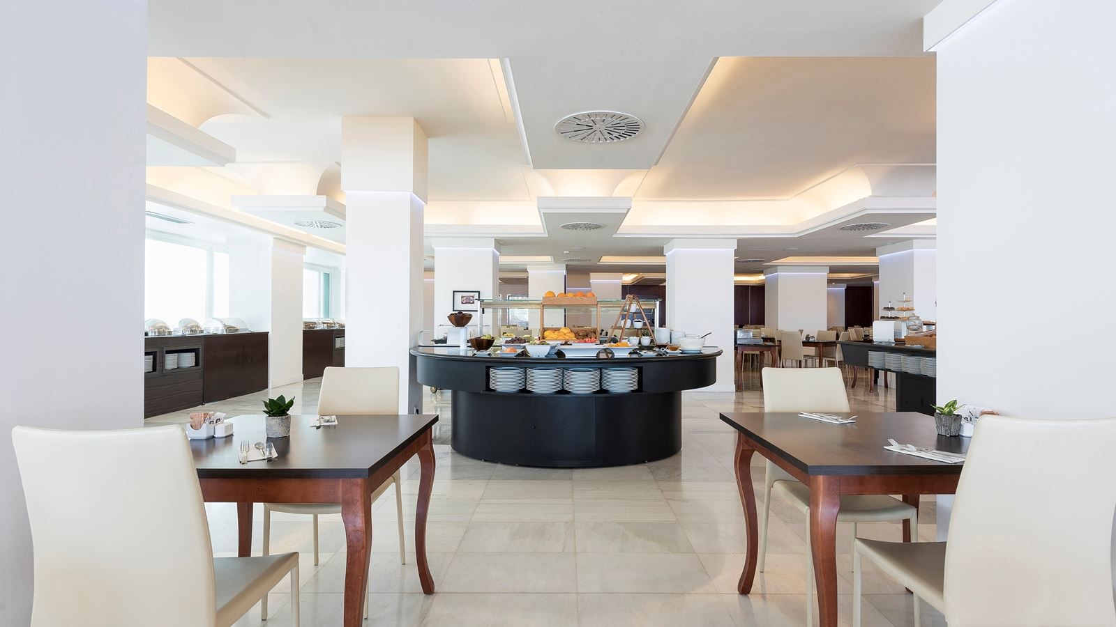 restaurants-main-restaurant