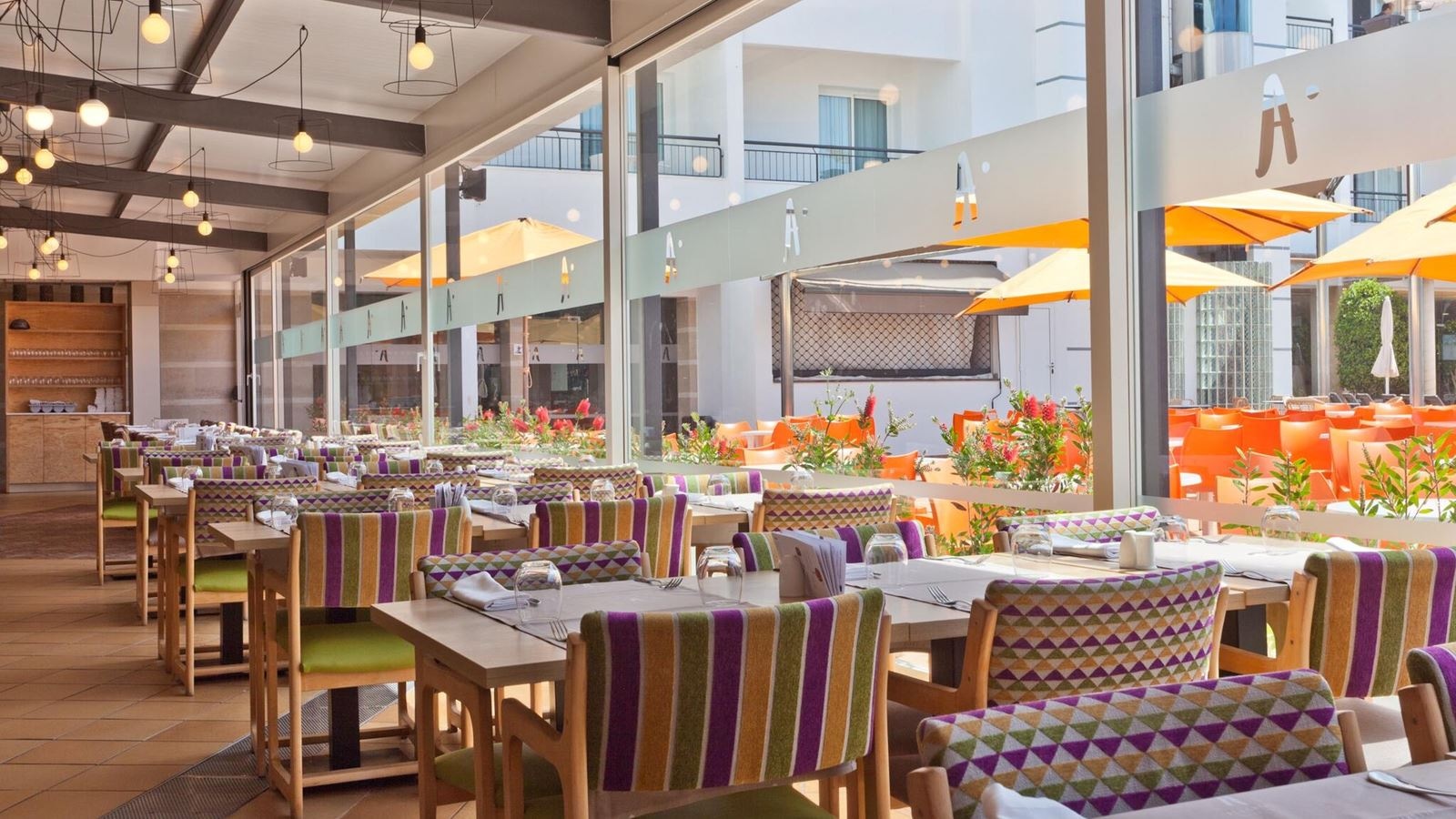 restaurants-main-restaurant