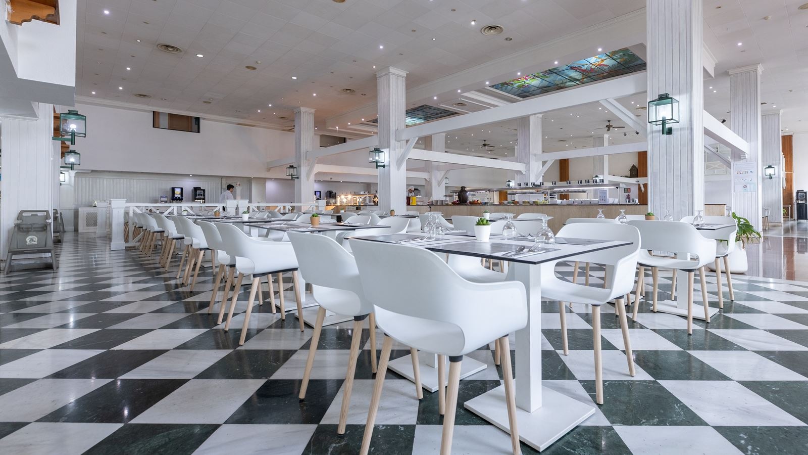 restaurants-main-restaurant