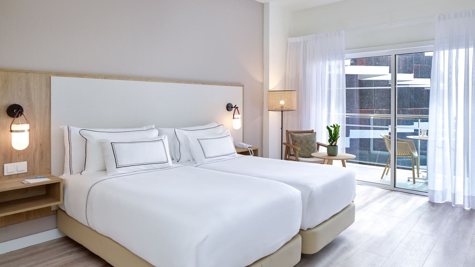 rooms-double-sea-view-room