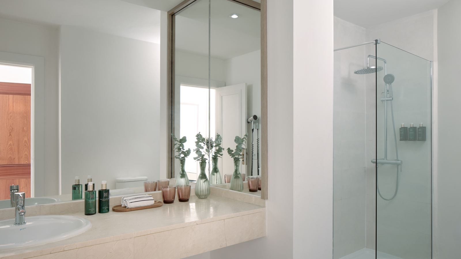 rooms-double-frontal-sea-view