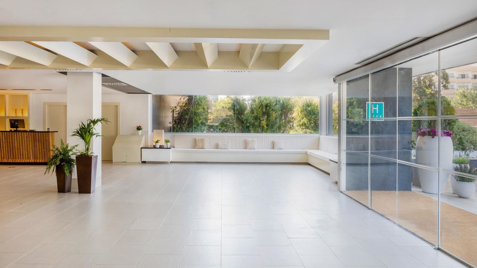 general-main-building