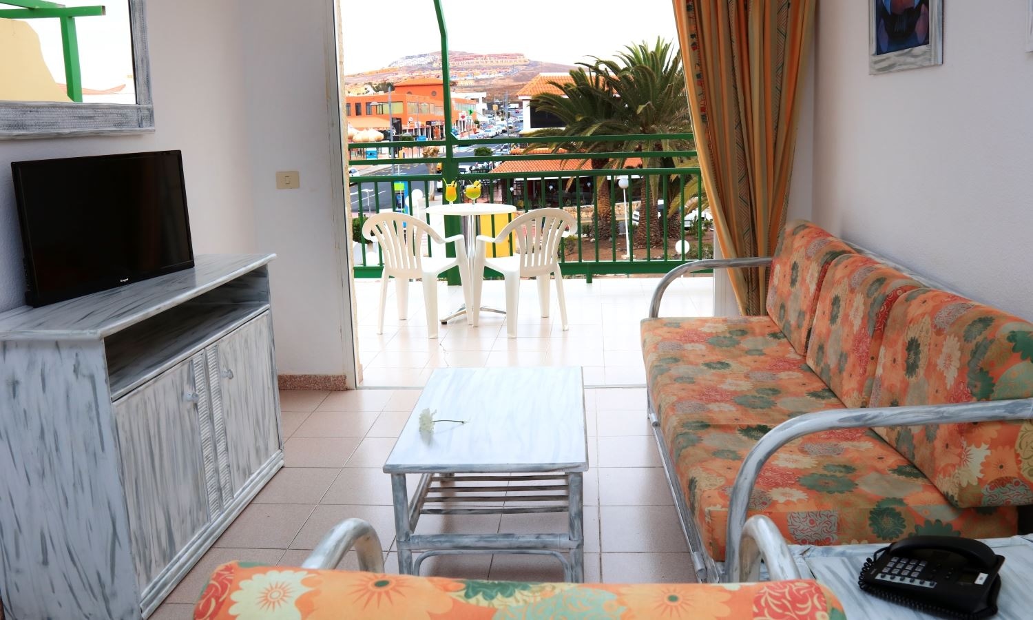 rooms-apartment-2-bedrooms