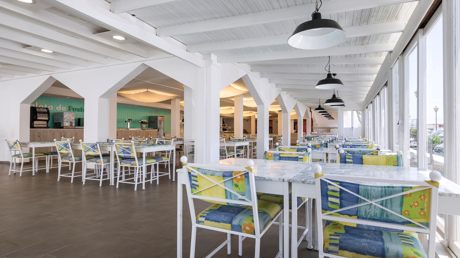 restaurants-buffet-restaurant