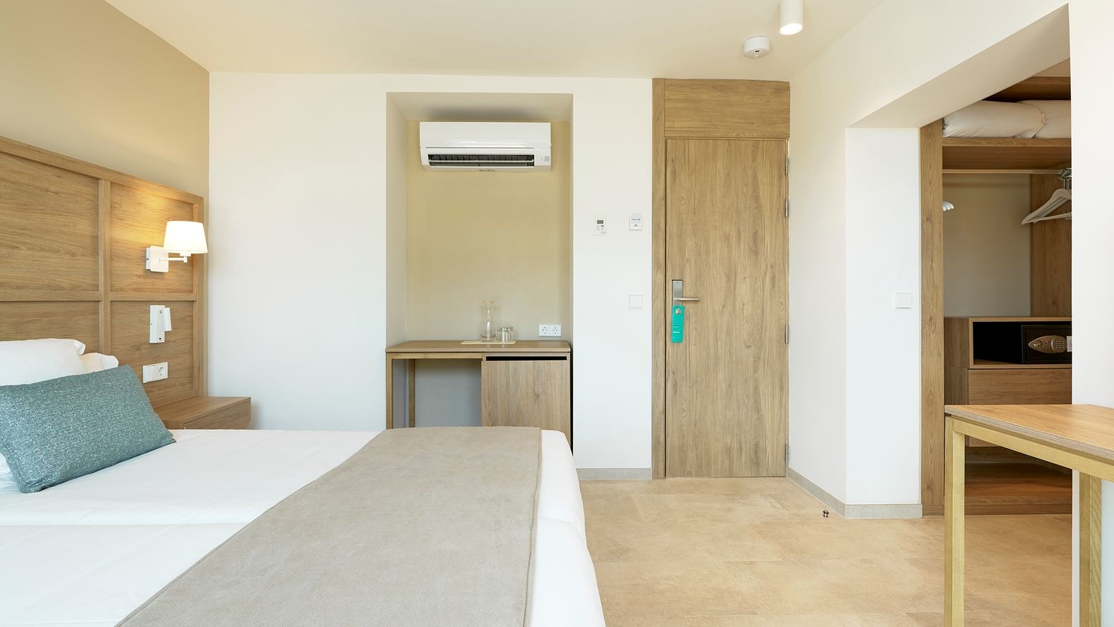 rooms-double-basic-a