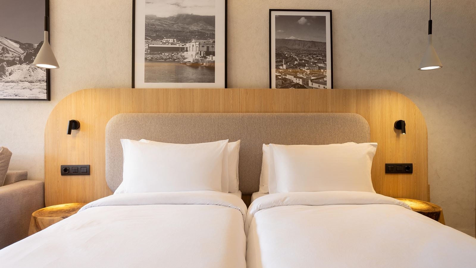 rooms-double-standard-with-balcony