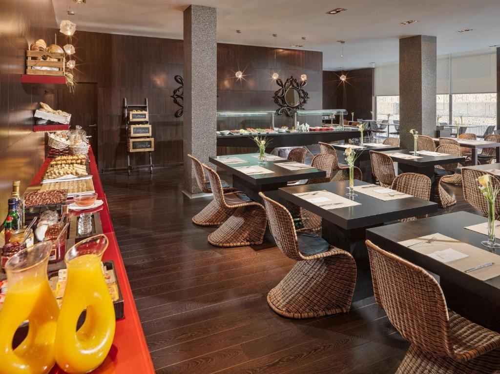 restaurants-restaurants