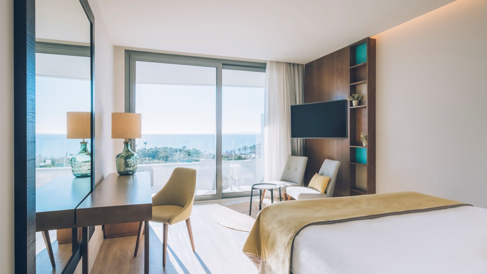 rooms-double-sea-view-priority-location