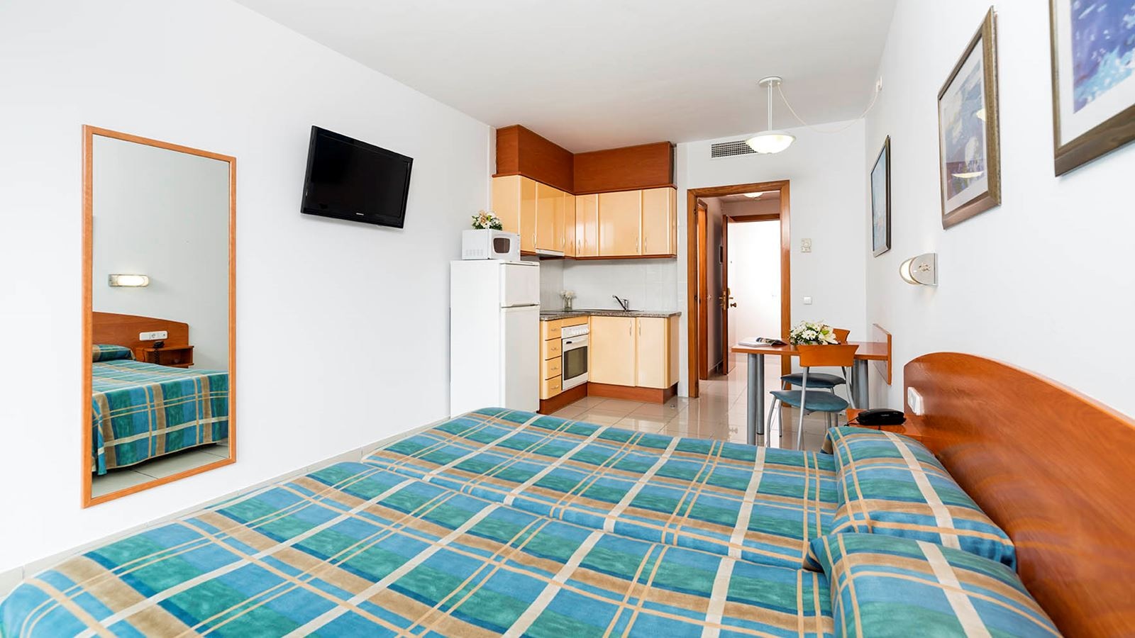 rooms-studio-single-room