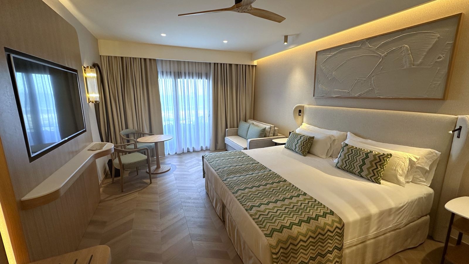 rooms-double-superior-room