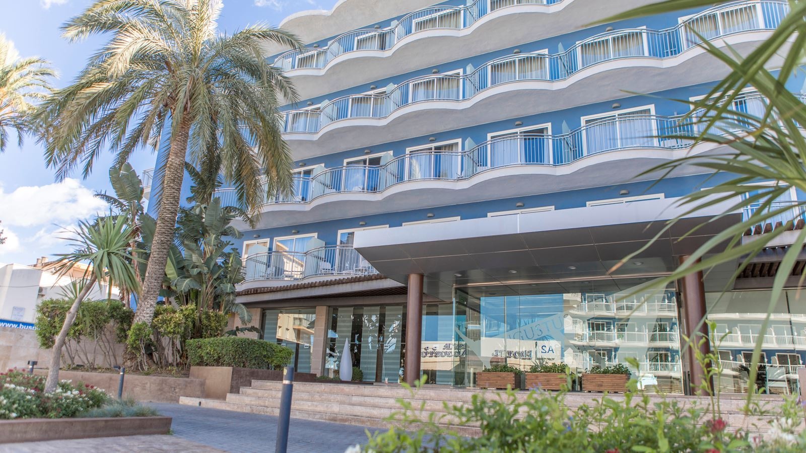 general-main-building