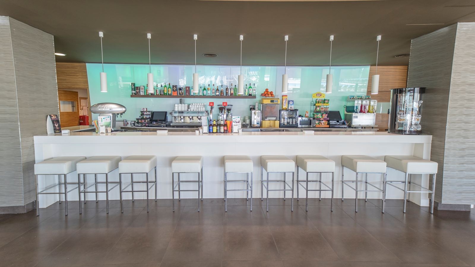 bars-augustus-cafeteria