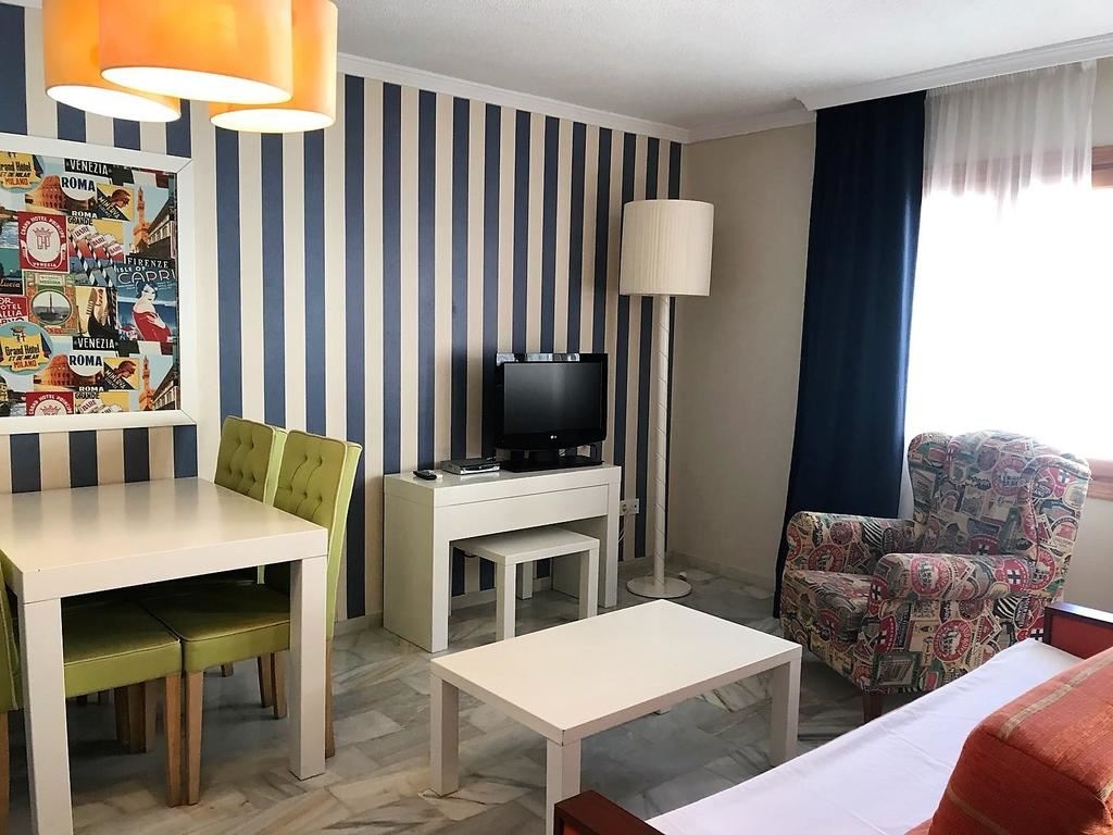 rooms-apartment-deluxe-1-bedroom-seaview