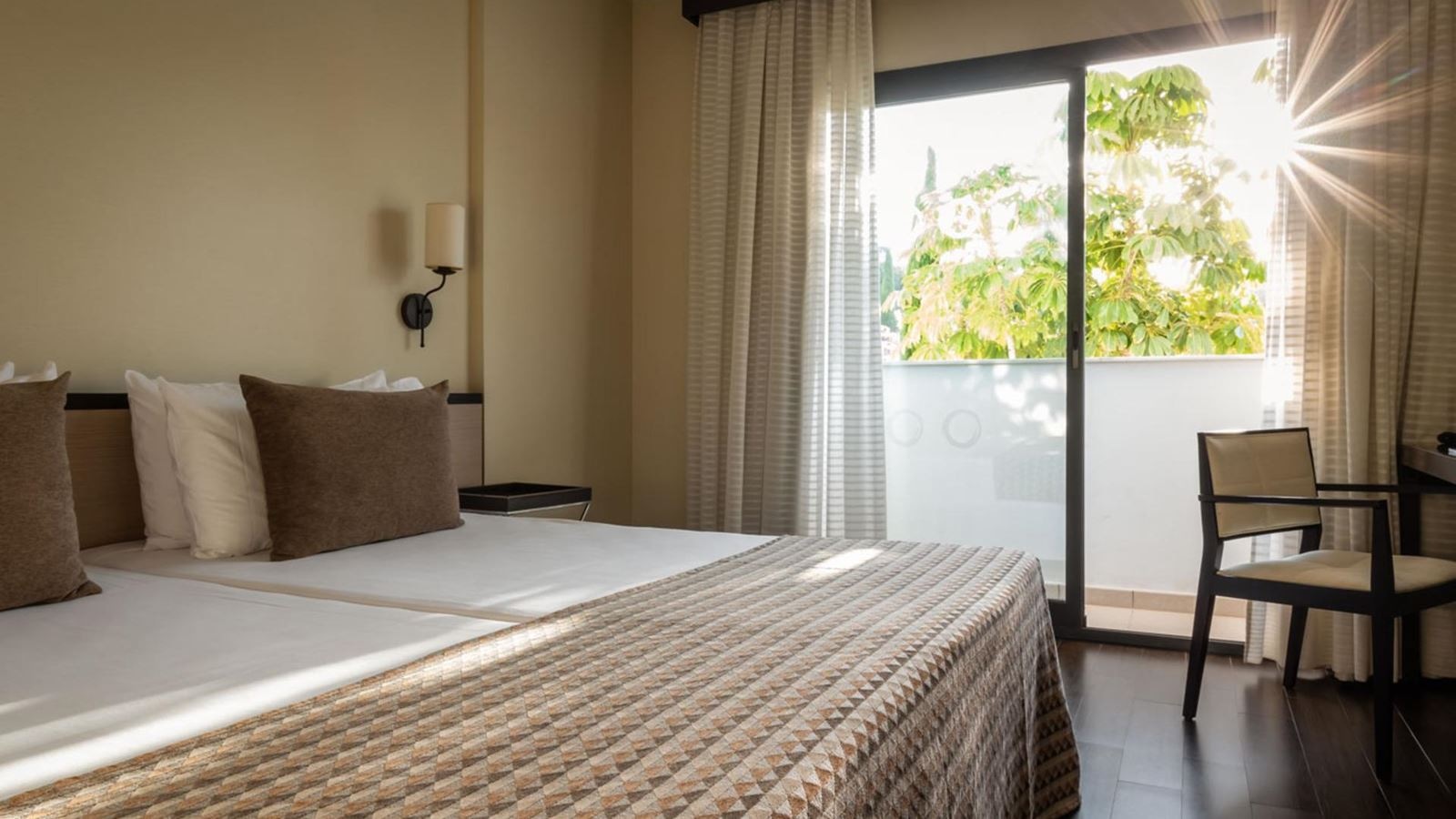 rooms-double-club-palace