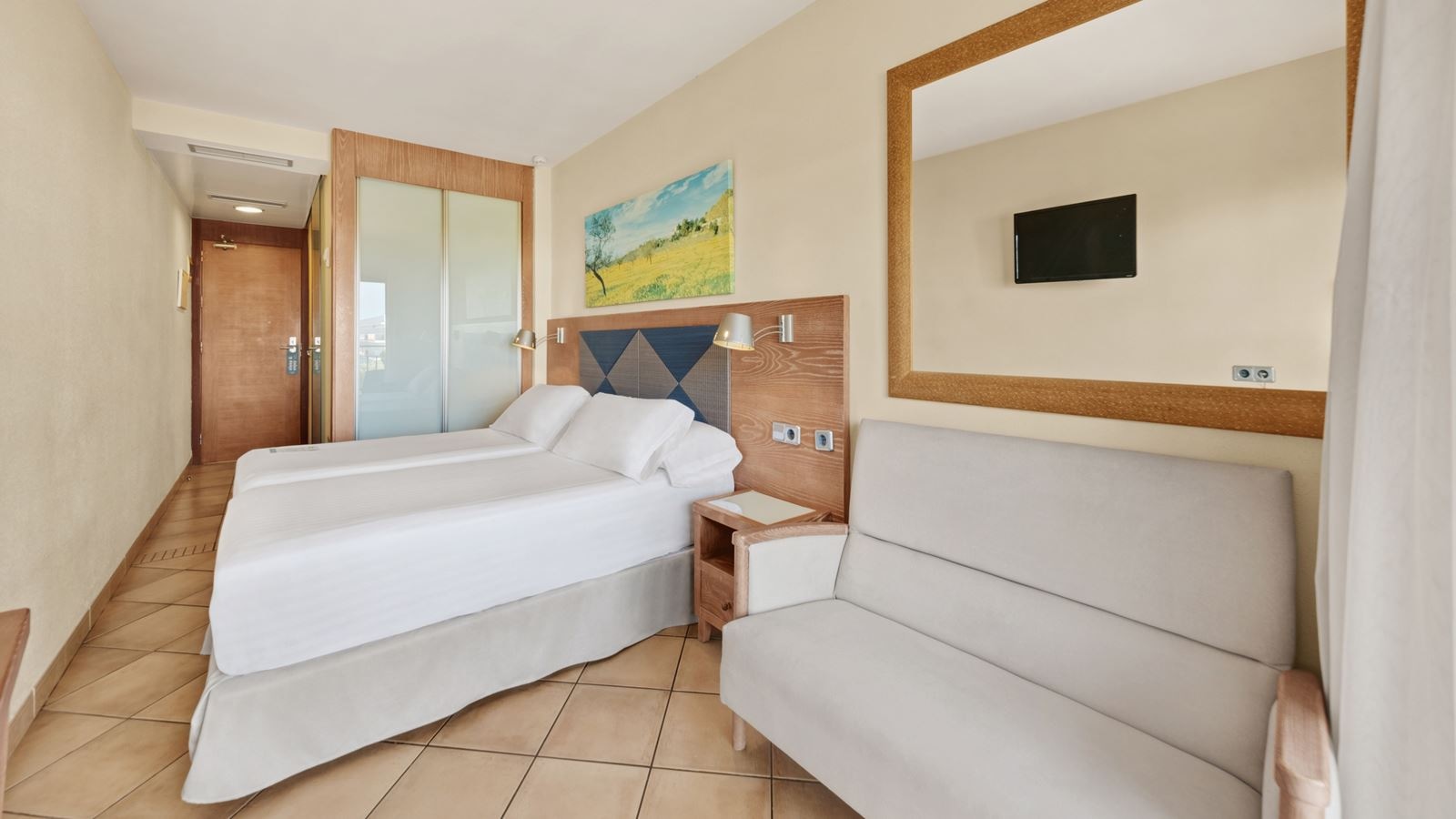 rooms-double-room-balcony-or-terrace