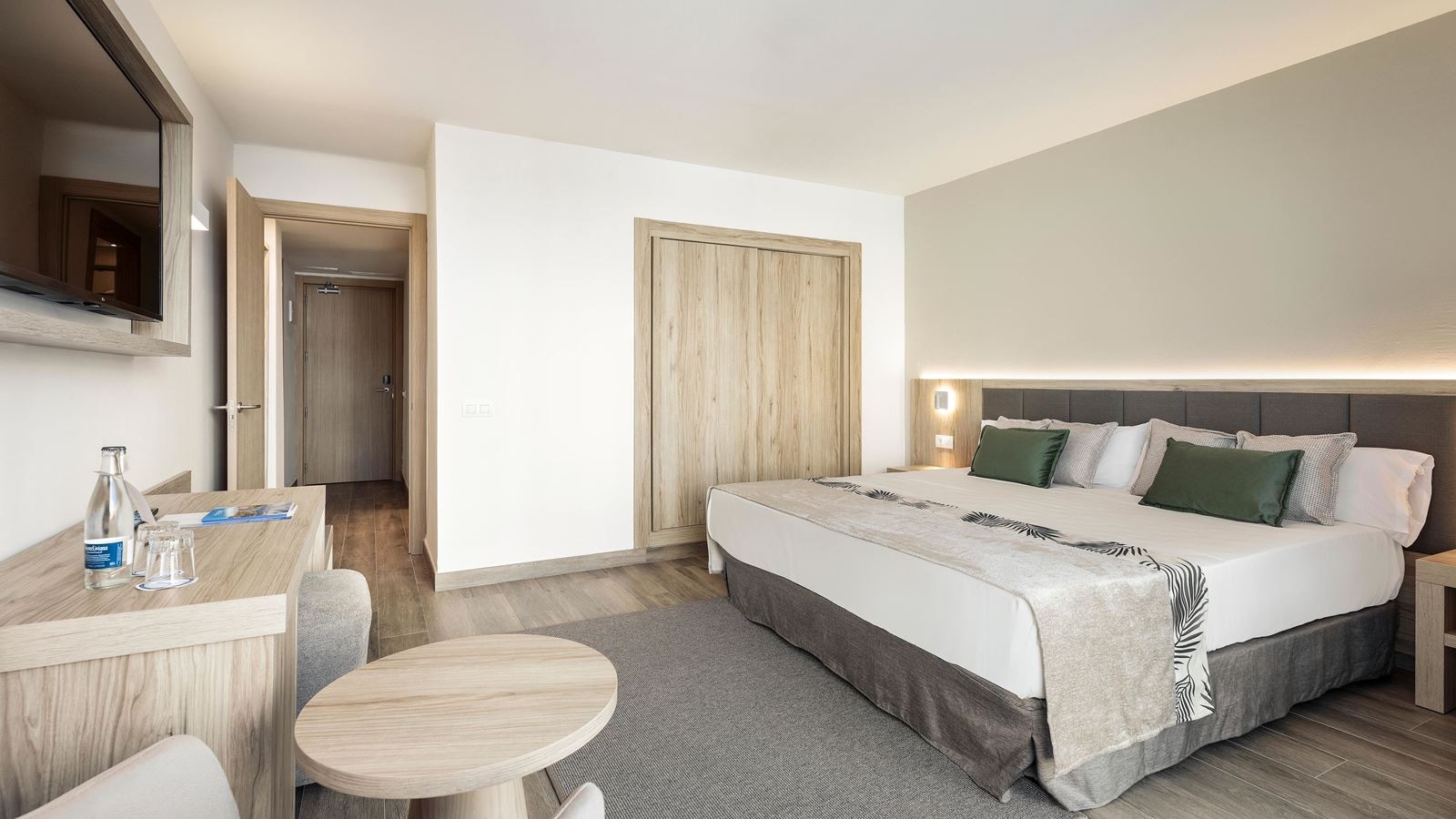 rooms-king-room-side-sea-view-balcony-or-terrace