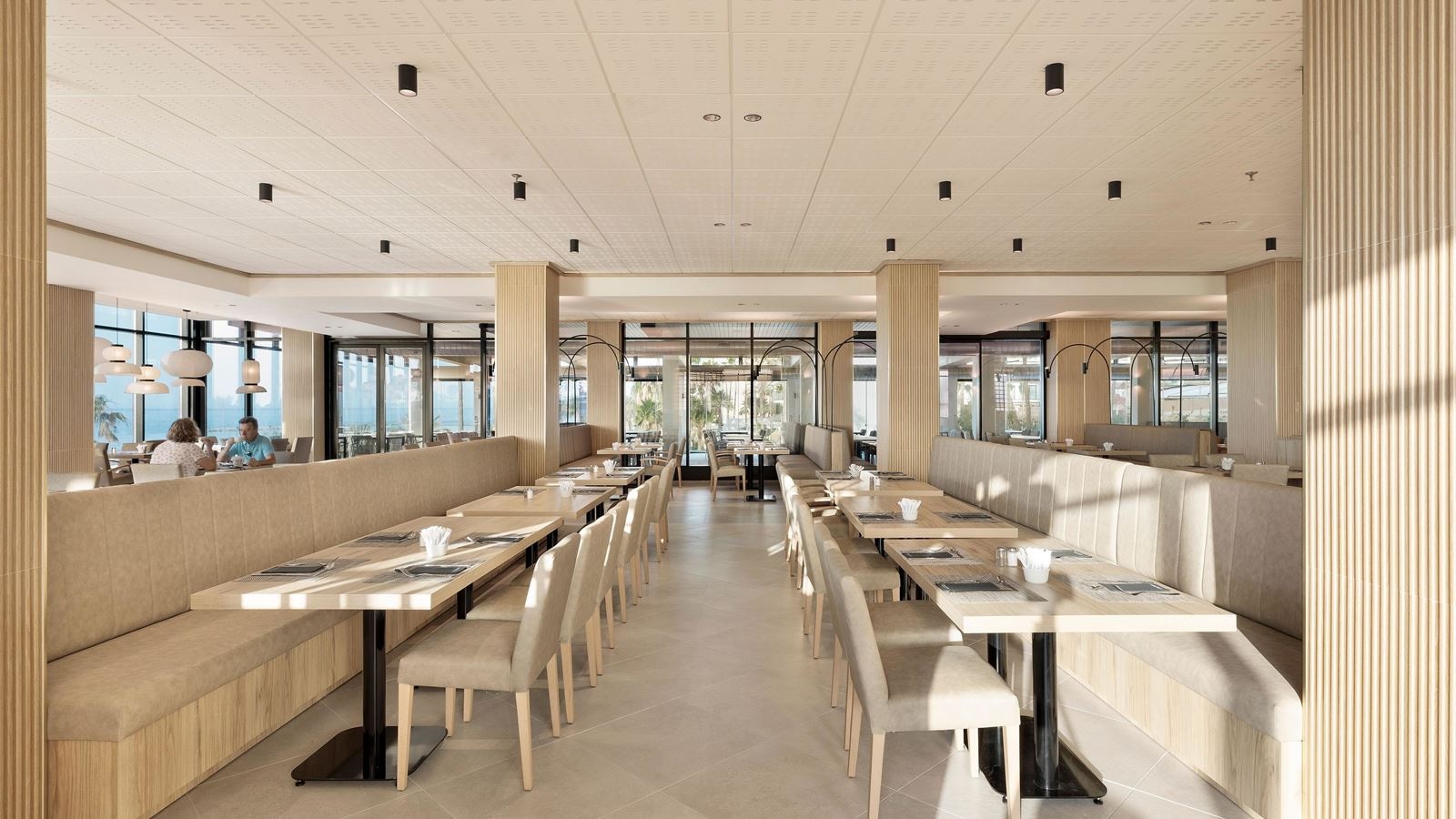 restaurants-main-restaurant