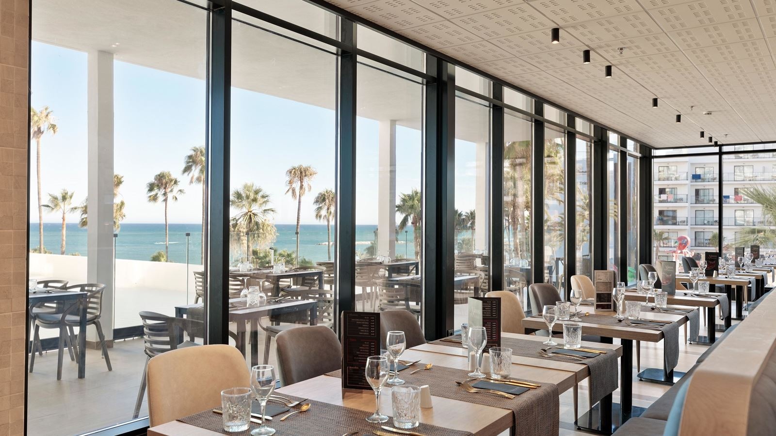 restaurants-main-restaurant