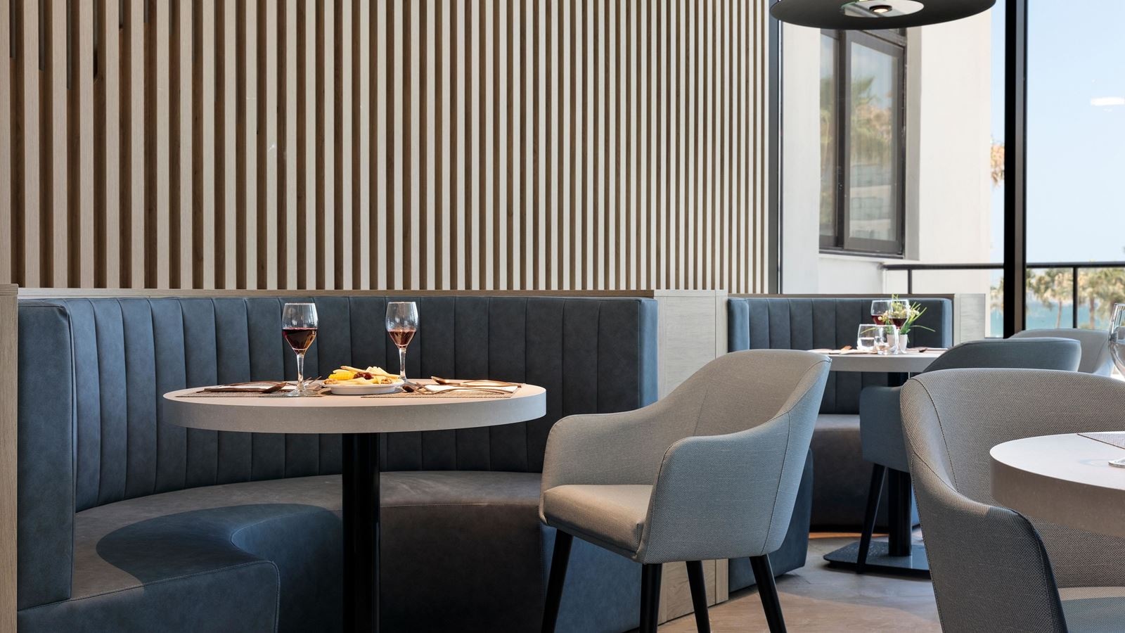 restaurants-main-restaurant