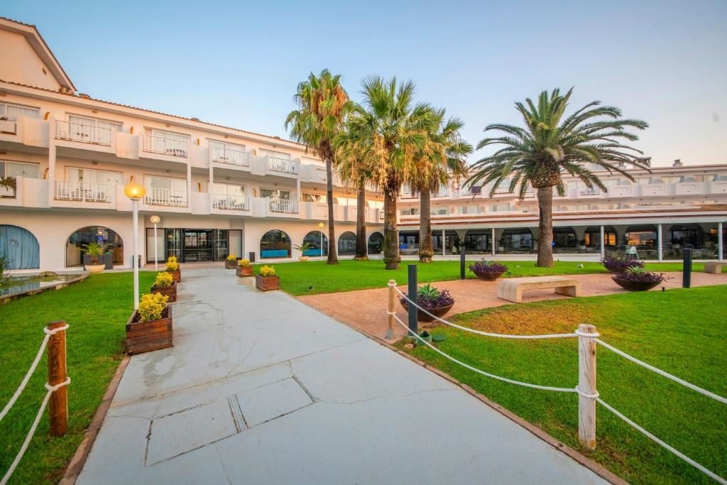 general-main-building