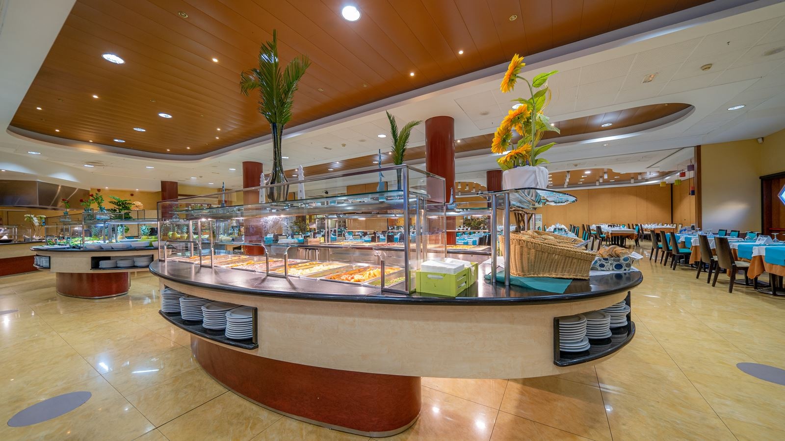 restaurants-restaurant-mediteraneo