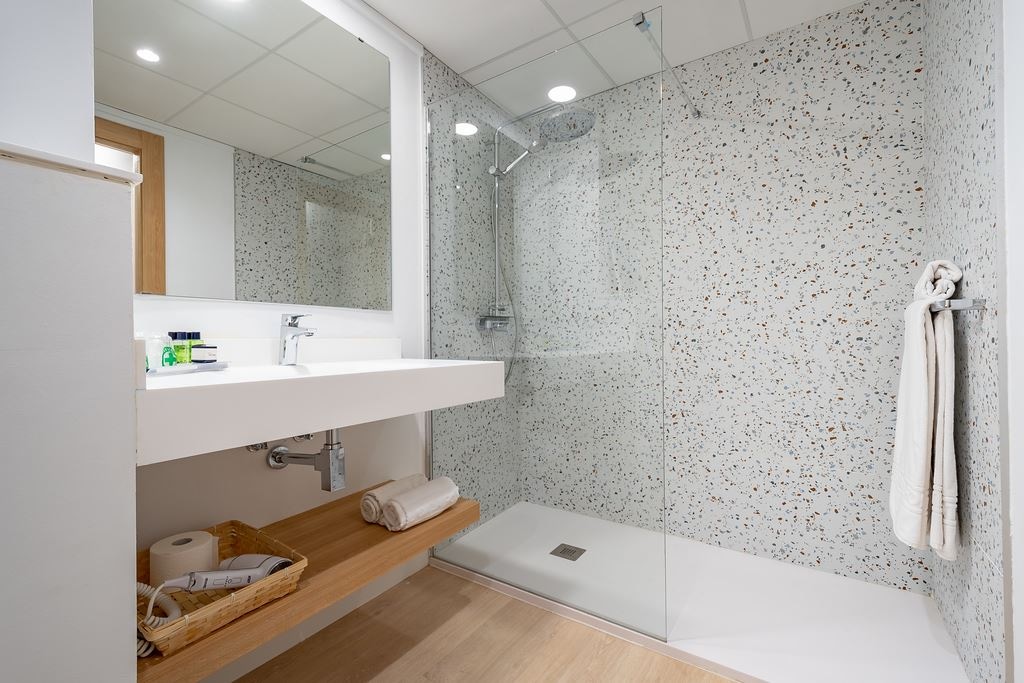 rooms-standard-room-sea-view