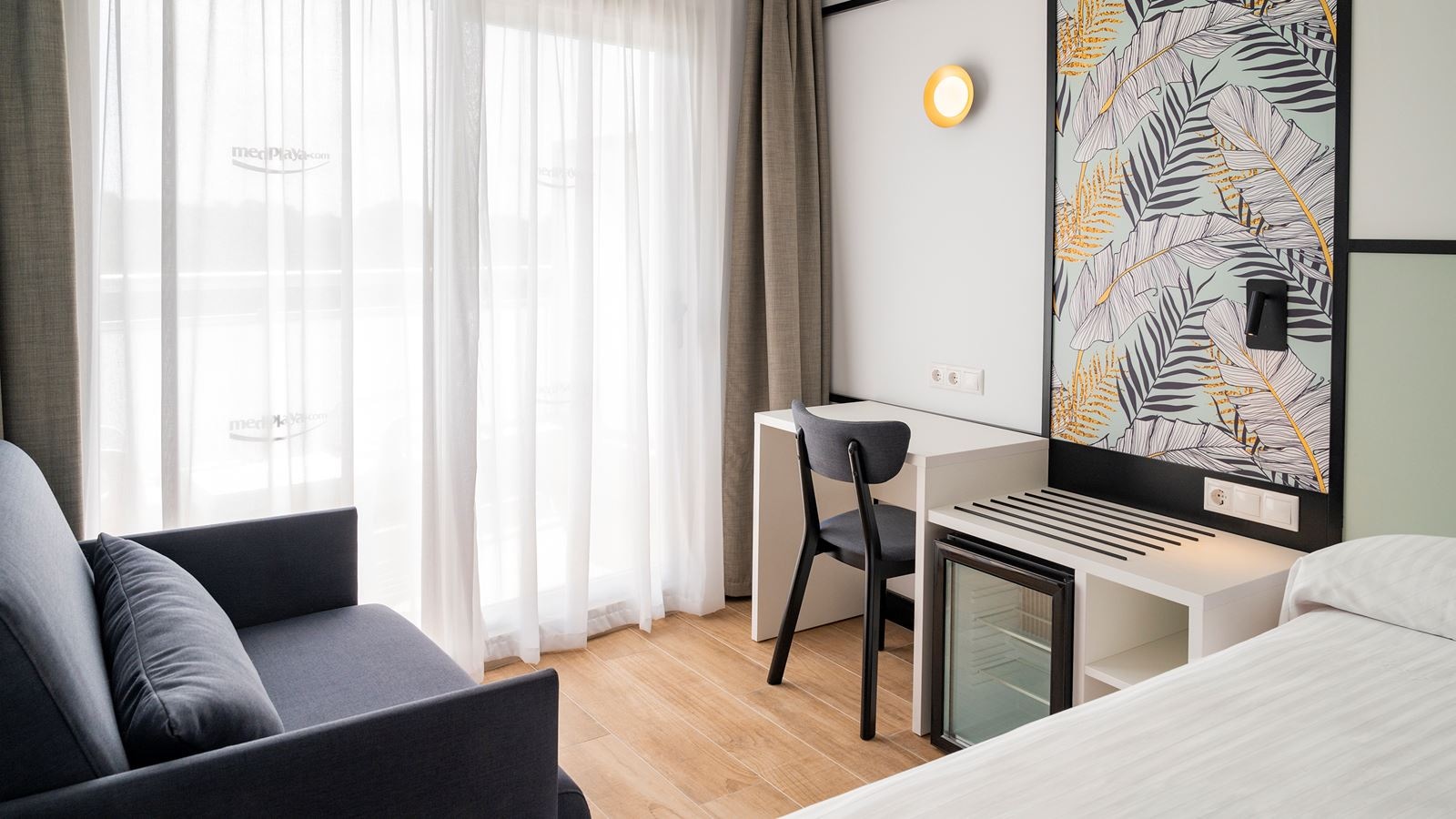 rooms-standard-room-balcony-or-terrace