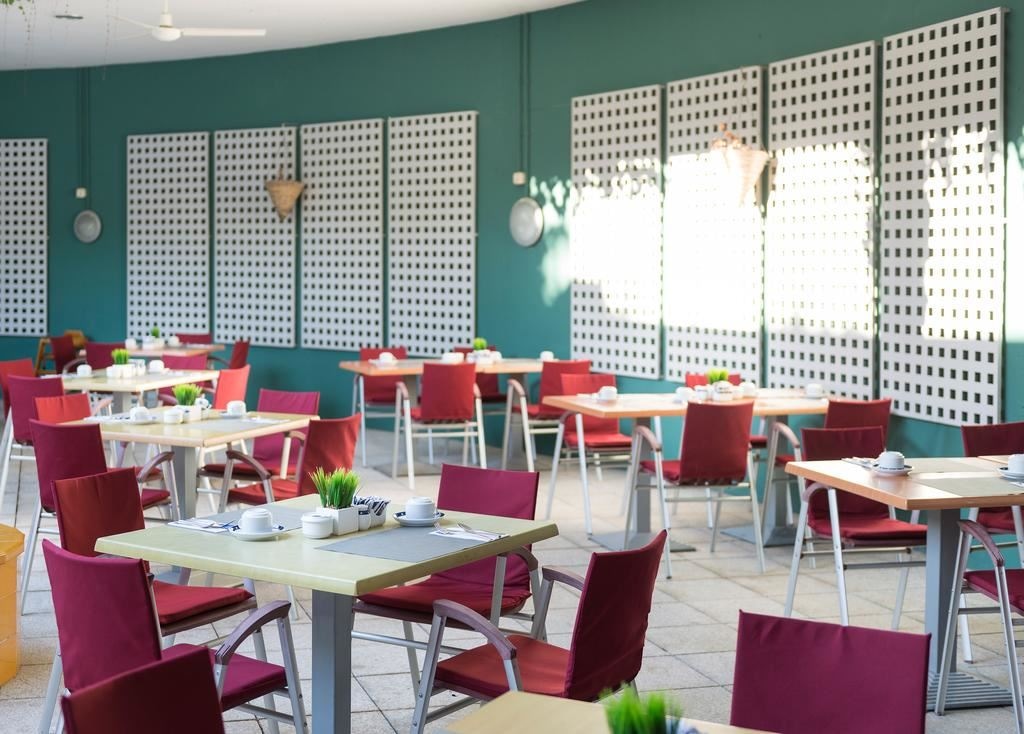 restaurants-restaurants