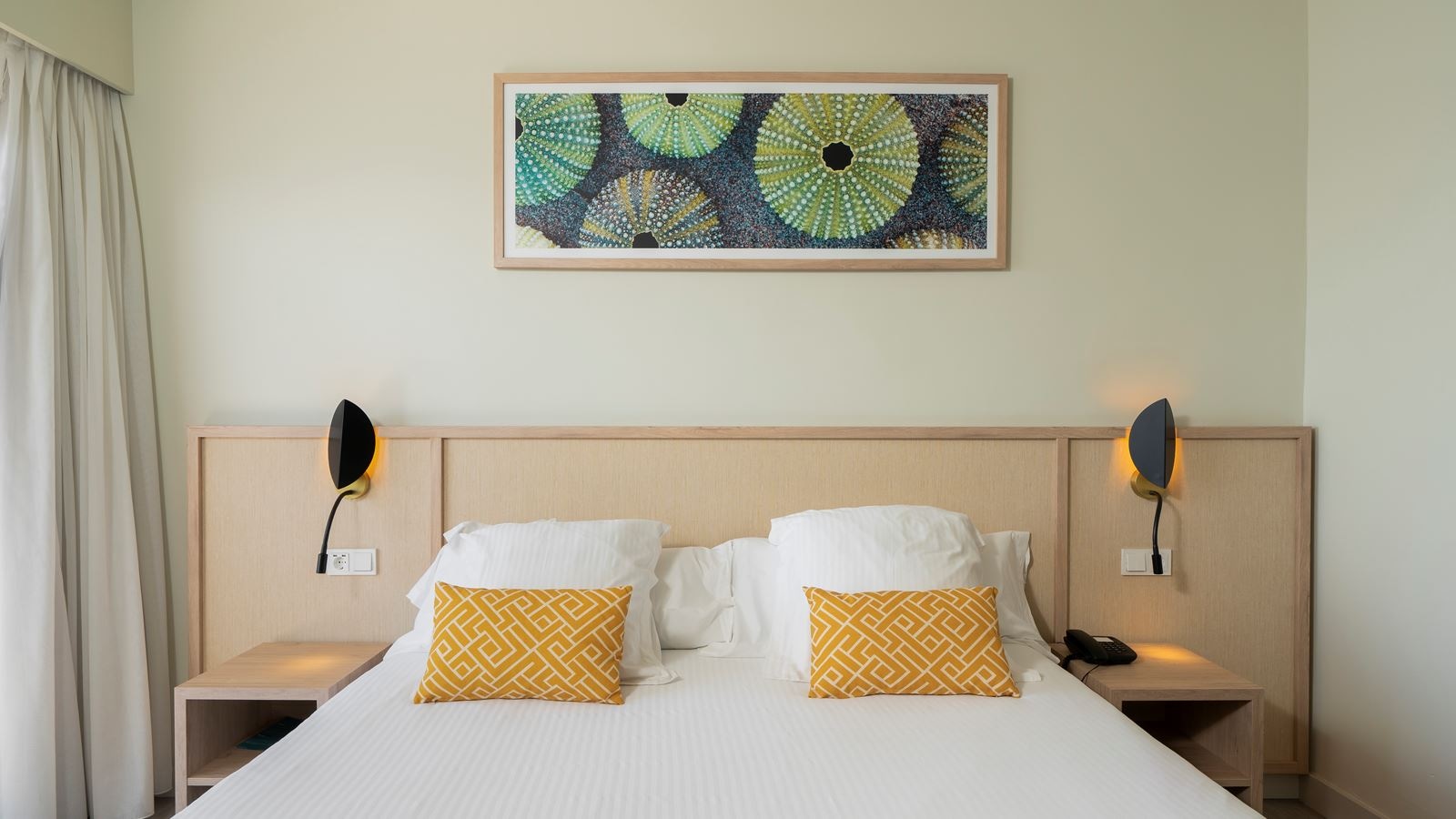 rooms-double-seafront-with-balcony