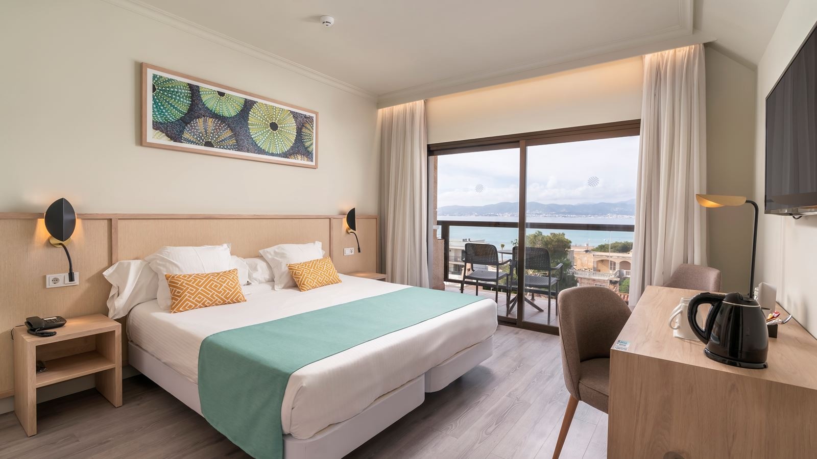 rooms-double-room-sea-side-view-with-balcony