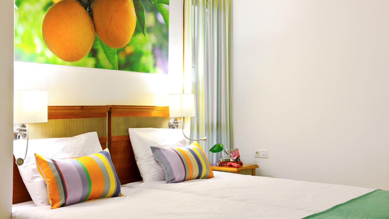 rooms-2-bedrooms-standard-apartment--balcony-or-terrace