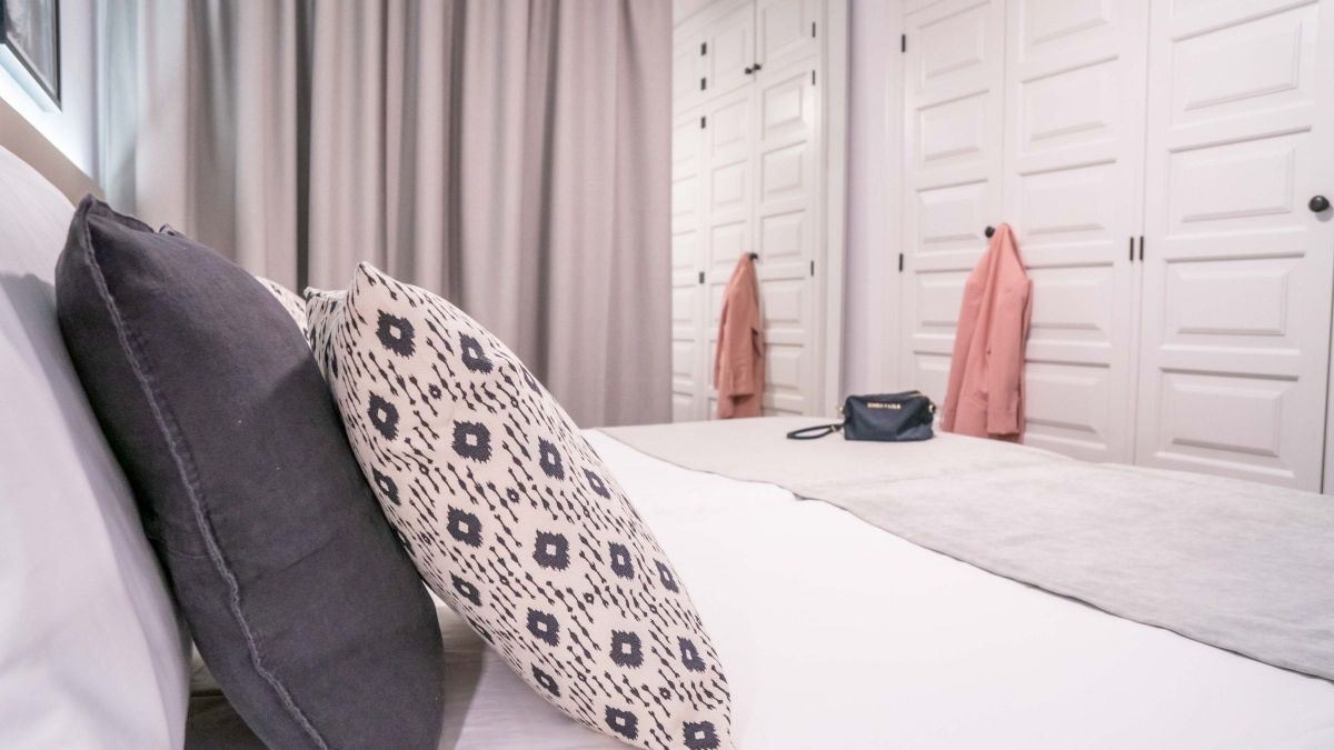 rooms-1-bedroom-apartment-superior-sea-view--balcony-or-terrace