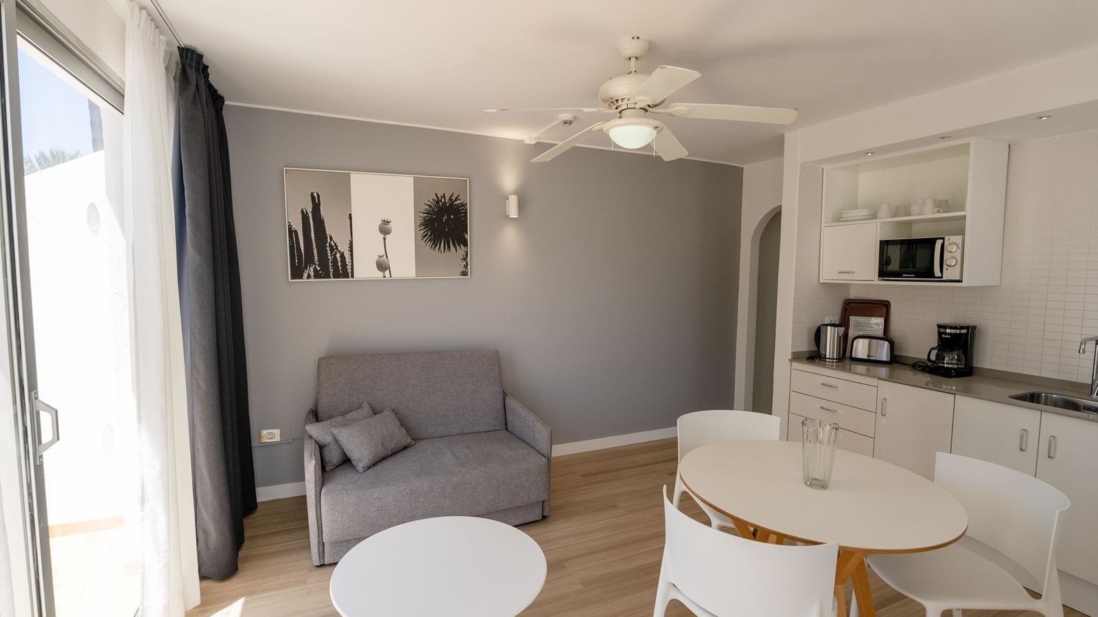 rooms-one-bedroom-standard-apartment