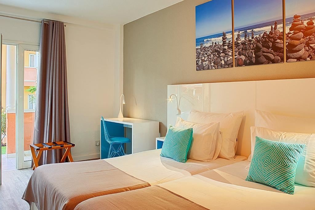 rooms-1-bedroom-apartment-private-garden