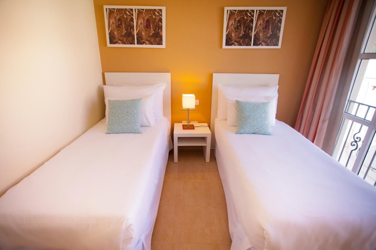 rooms-2-bedroom-apartment-standard