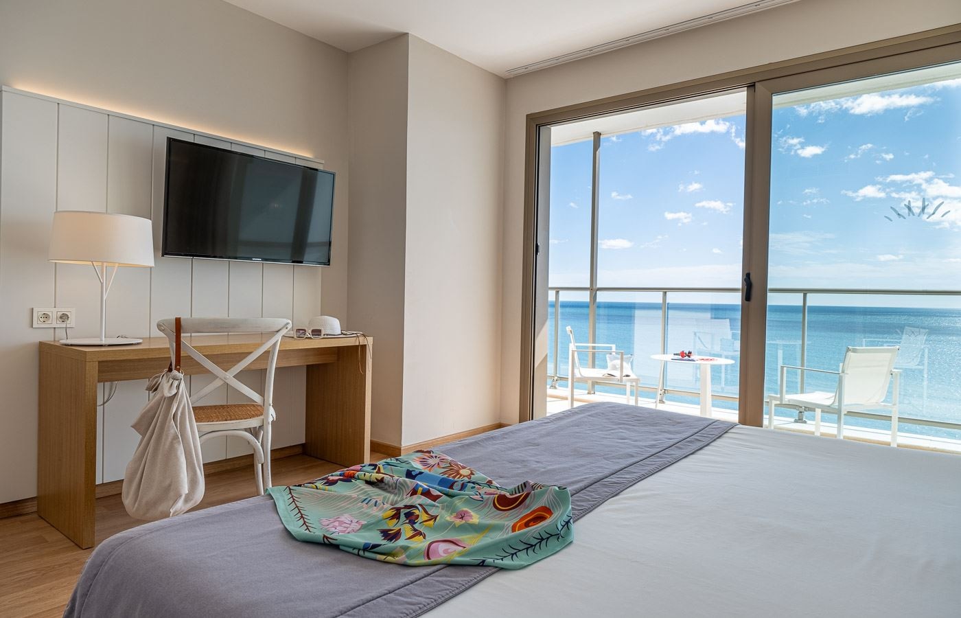 rooms-su--suite-sea-view