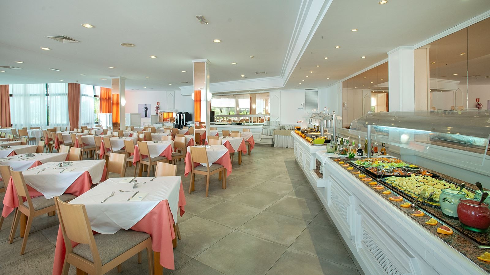 restaurants-buffet-lunch
