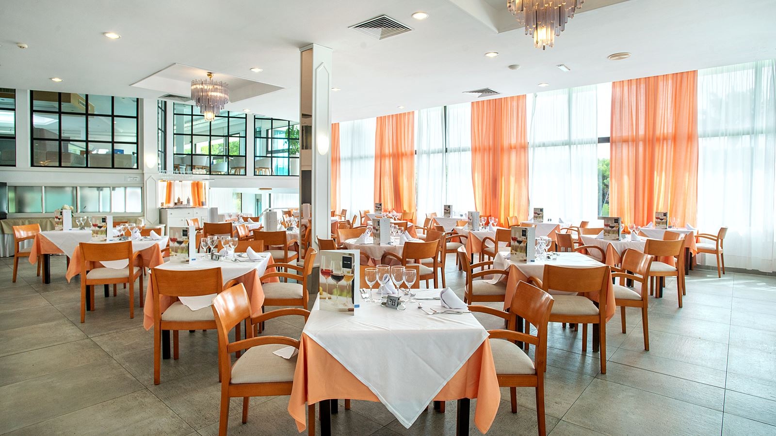 restaurants-buffet-lunch