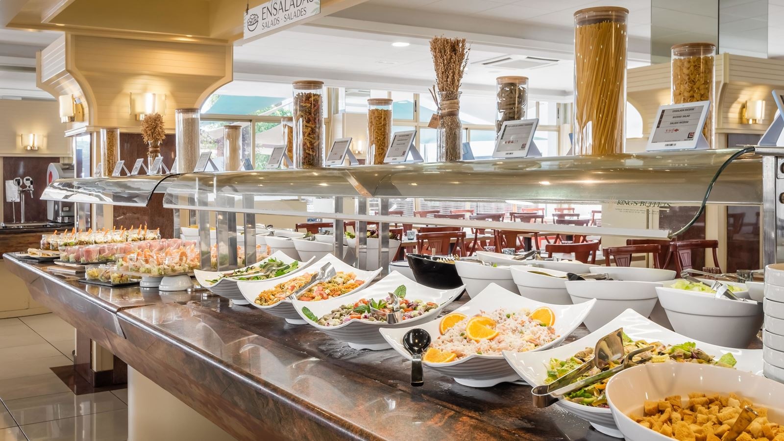 restaurants-main-restaurant