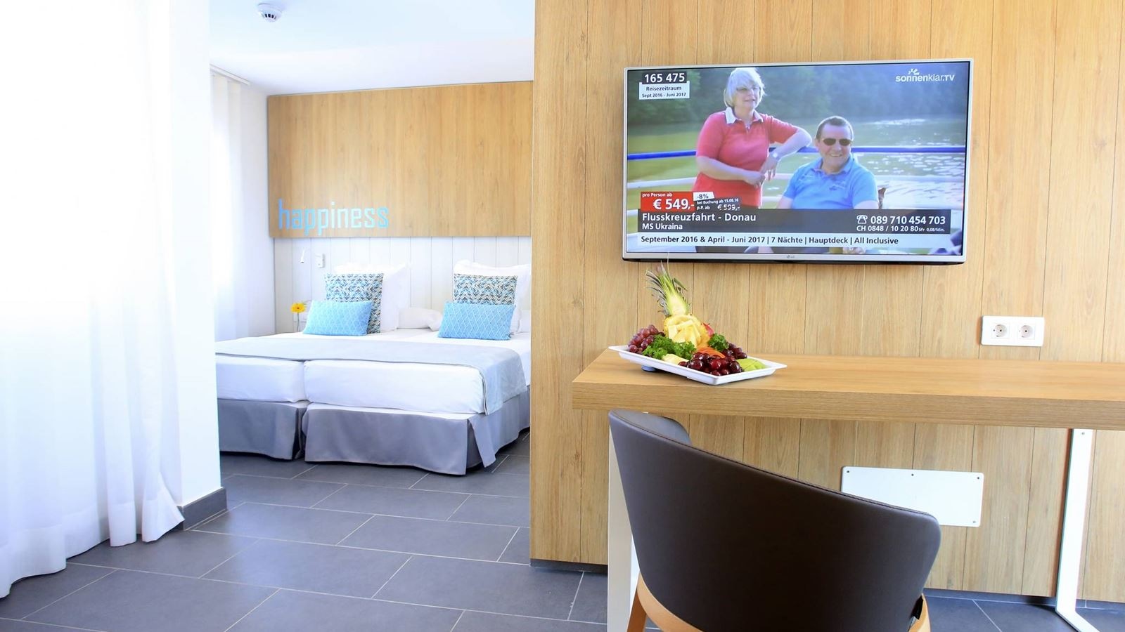 rooms-2-bedroom-standard-suite-balcony-or-terrace