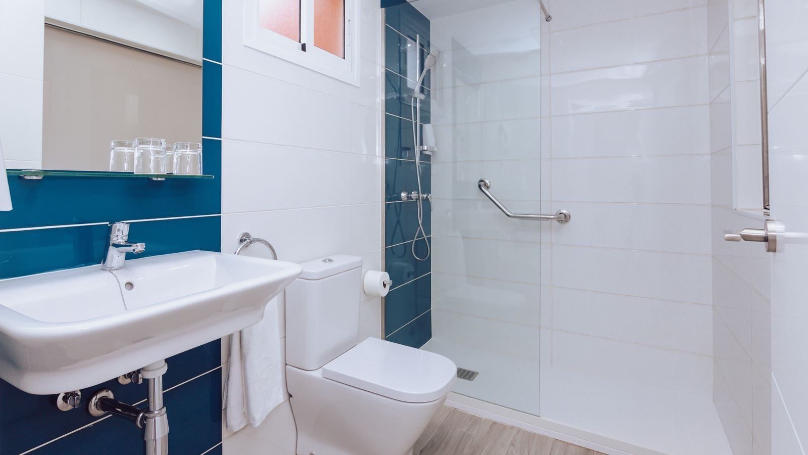 rooms-doble-superior-room